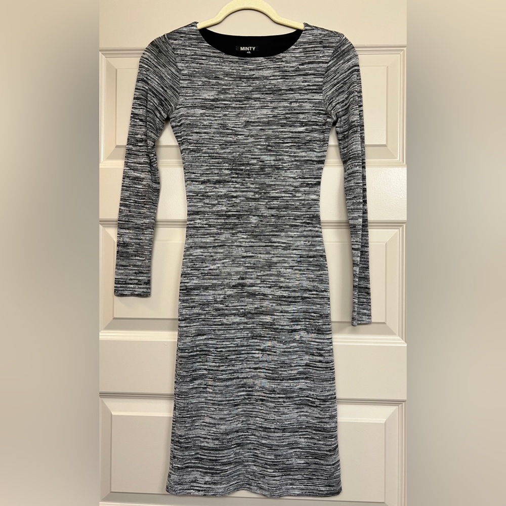 Marbled Gray Long Sleeve Dress